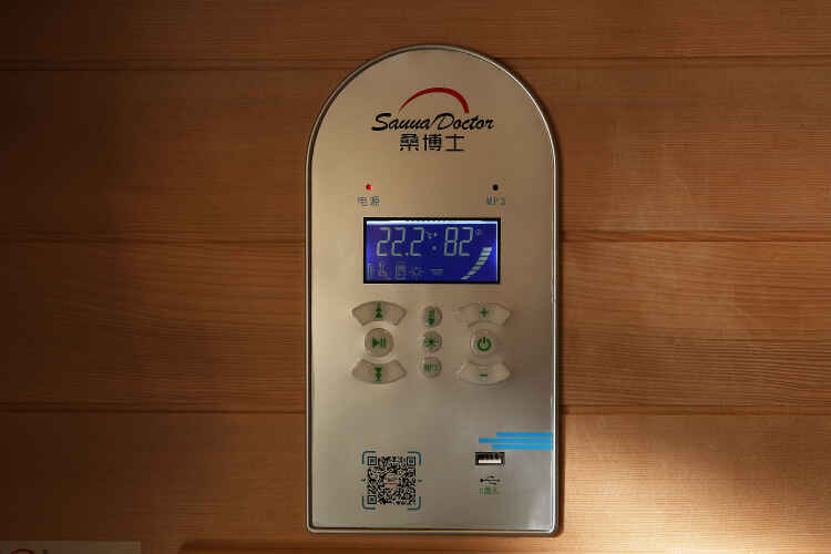 Manuale utente per il lettore musicale della sauna (versione USB/Bluetooth)